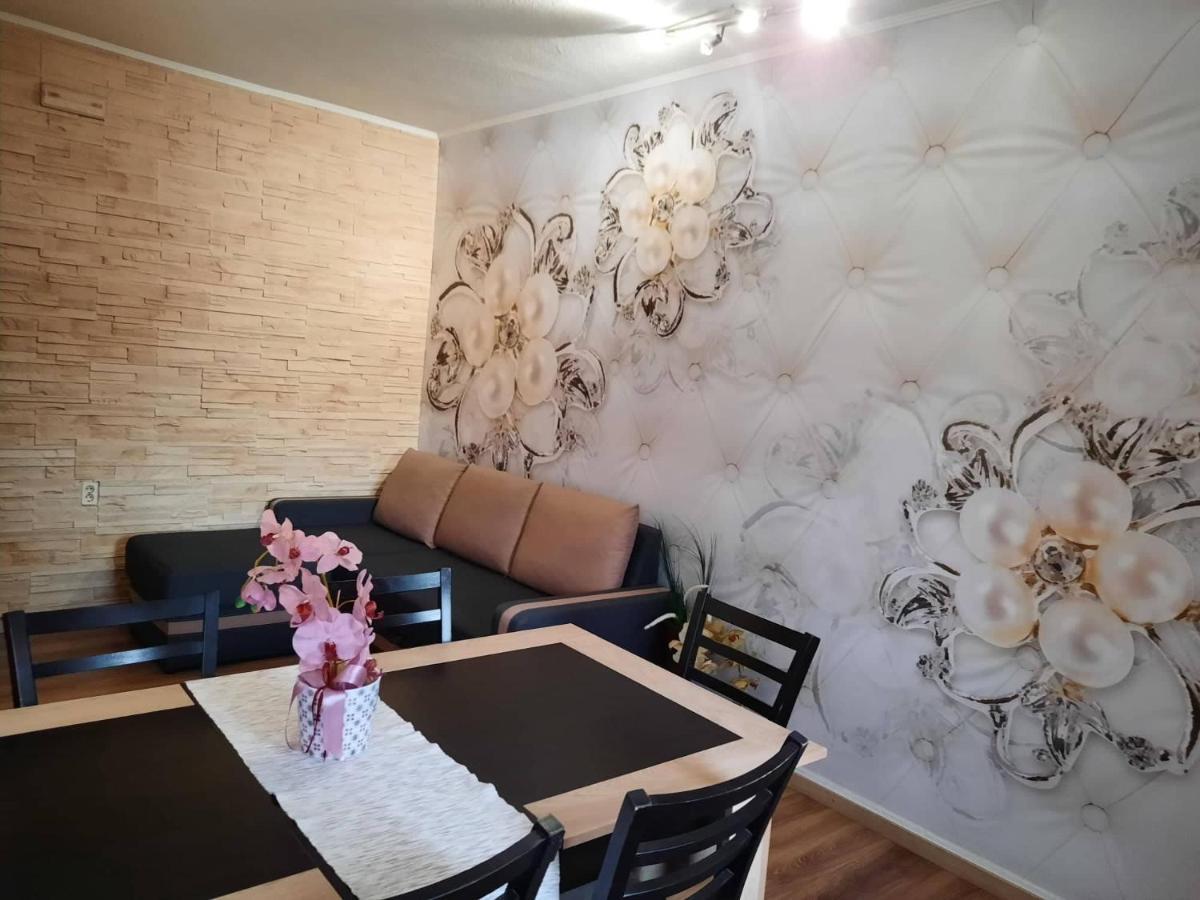 Kek Laguna Wellness Apartmanok Egerszalók Εξωτερικό φωτογραφία