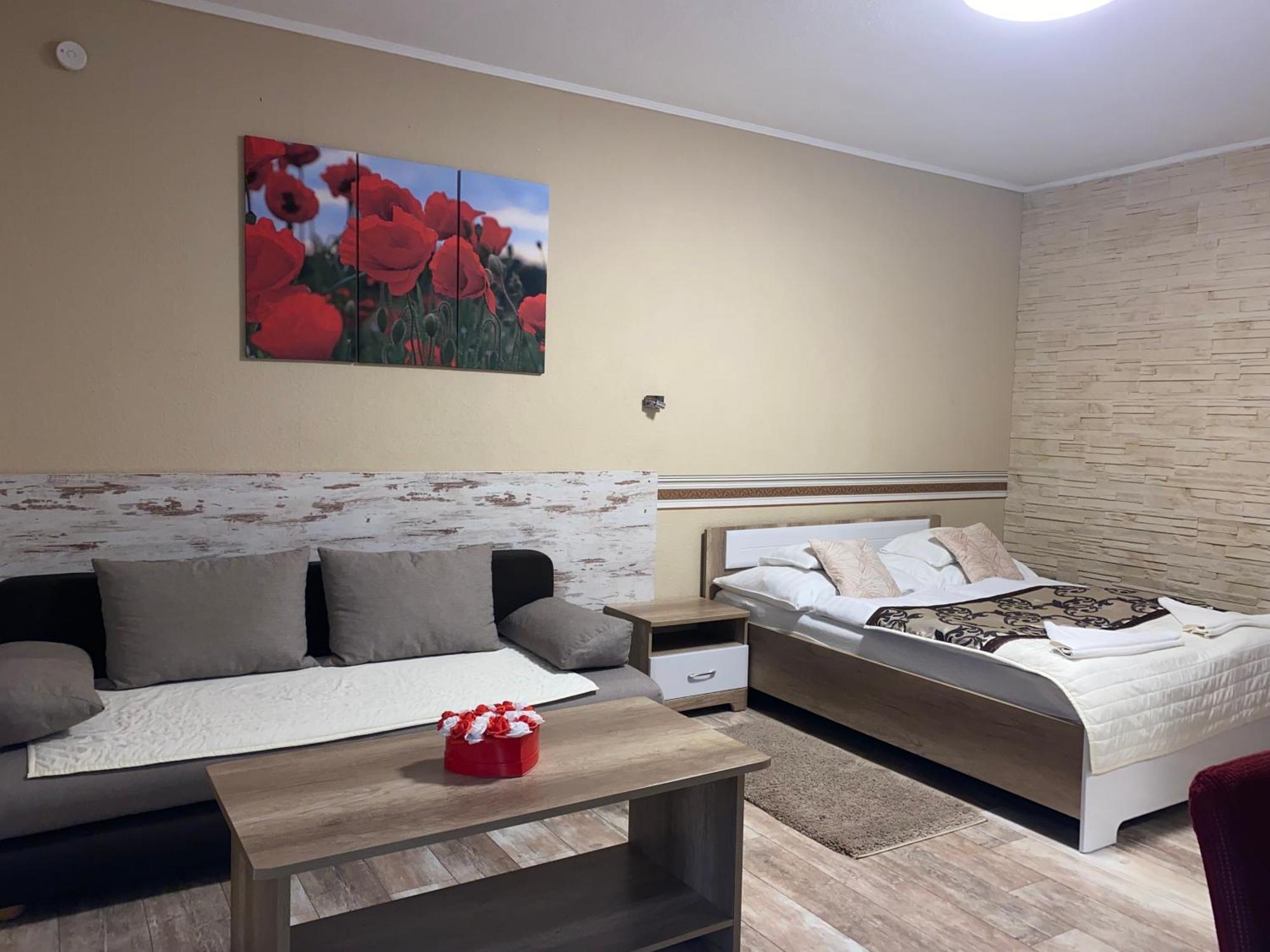 Kek Laguna Wellness Apartmanok Egerszalók Εξωτερικό φωτογραφία