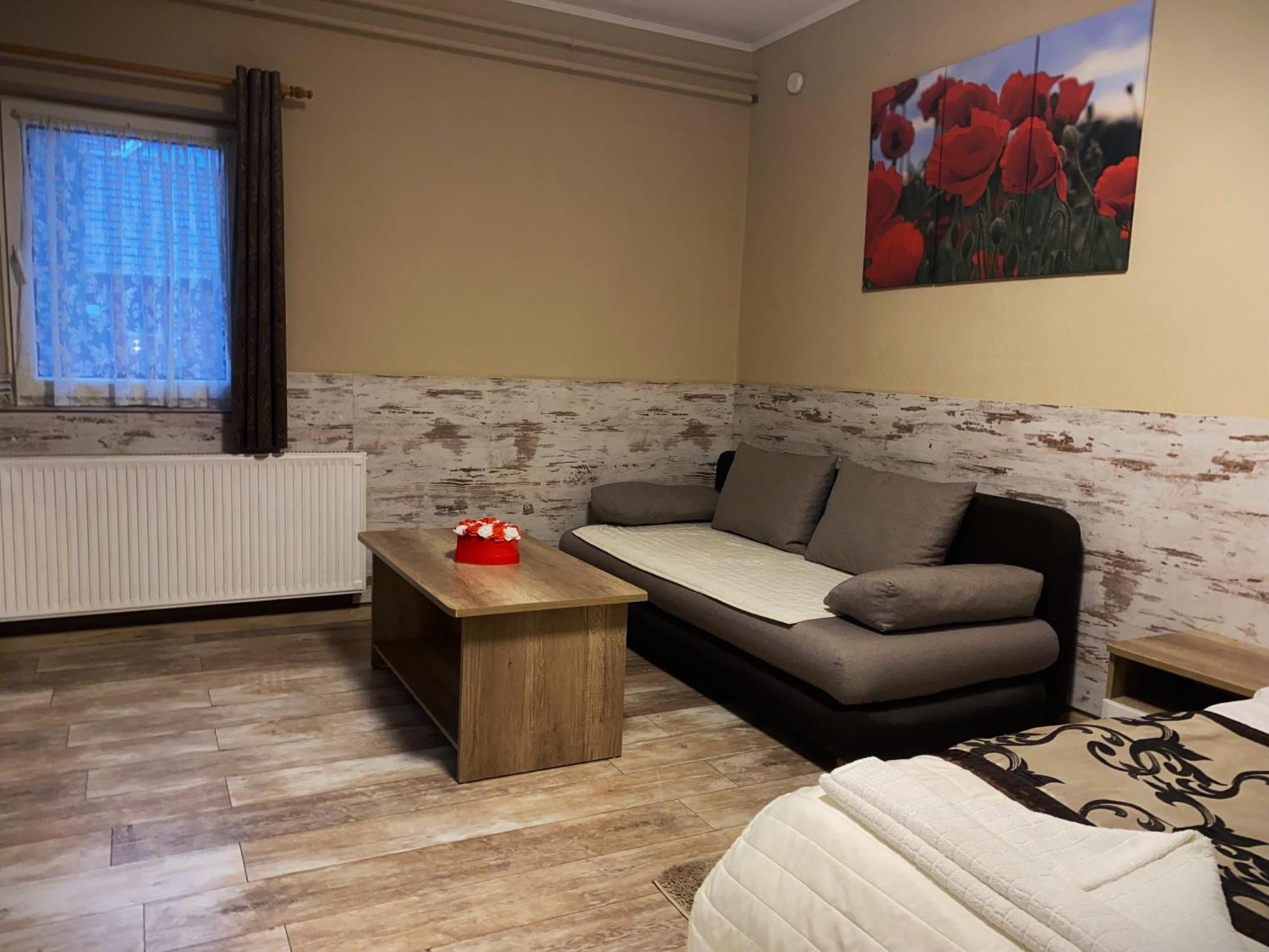 Kek Laguna Wellness Apartmanok Egerszalók Εξωτερικό φωτογραφία